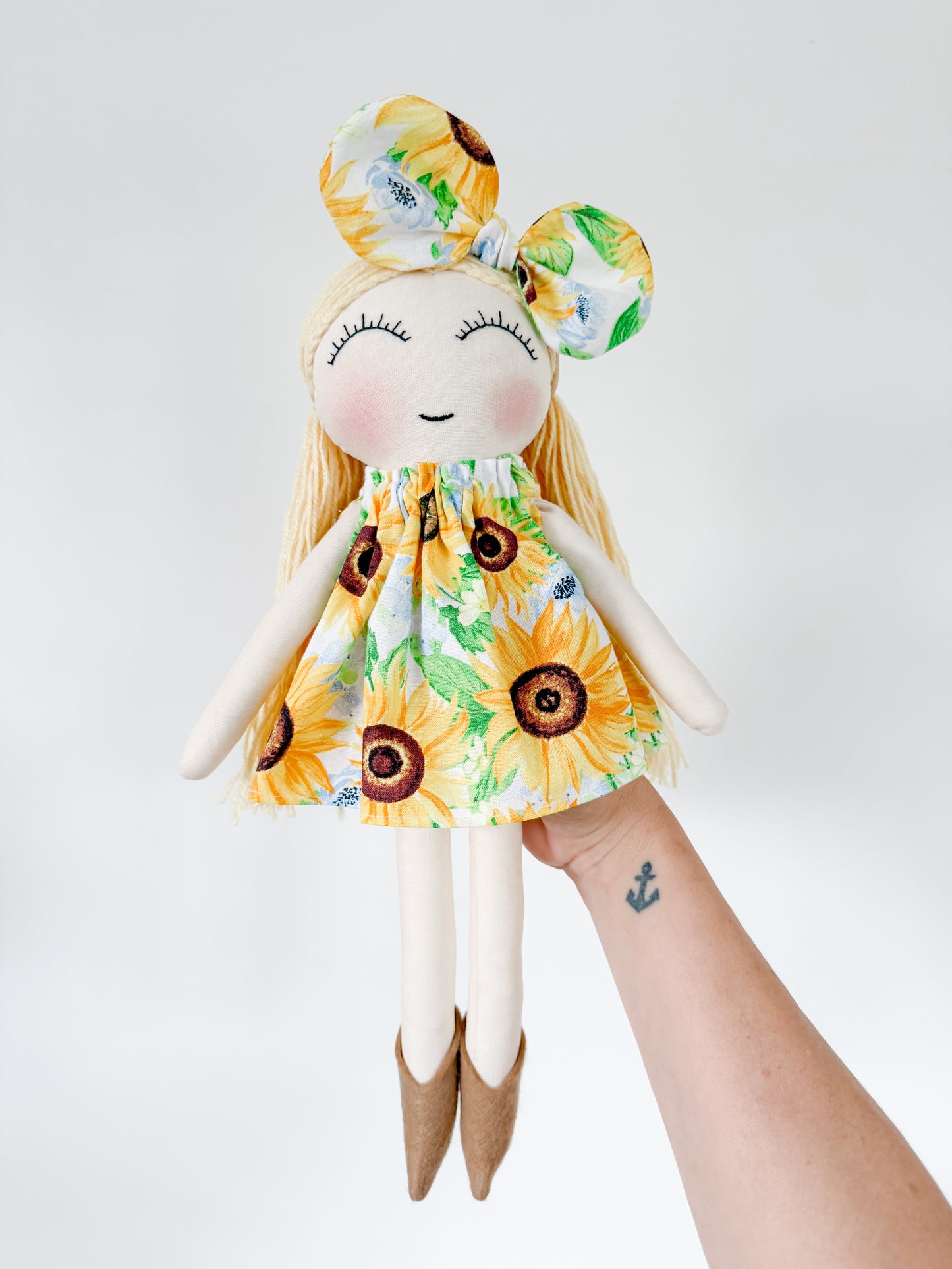 Eadie Doll