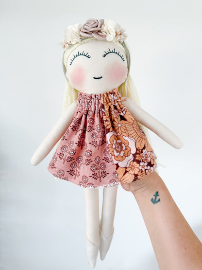Match with Dolly