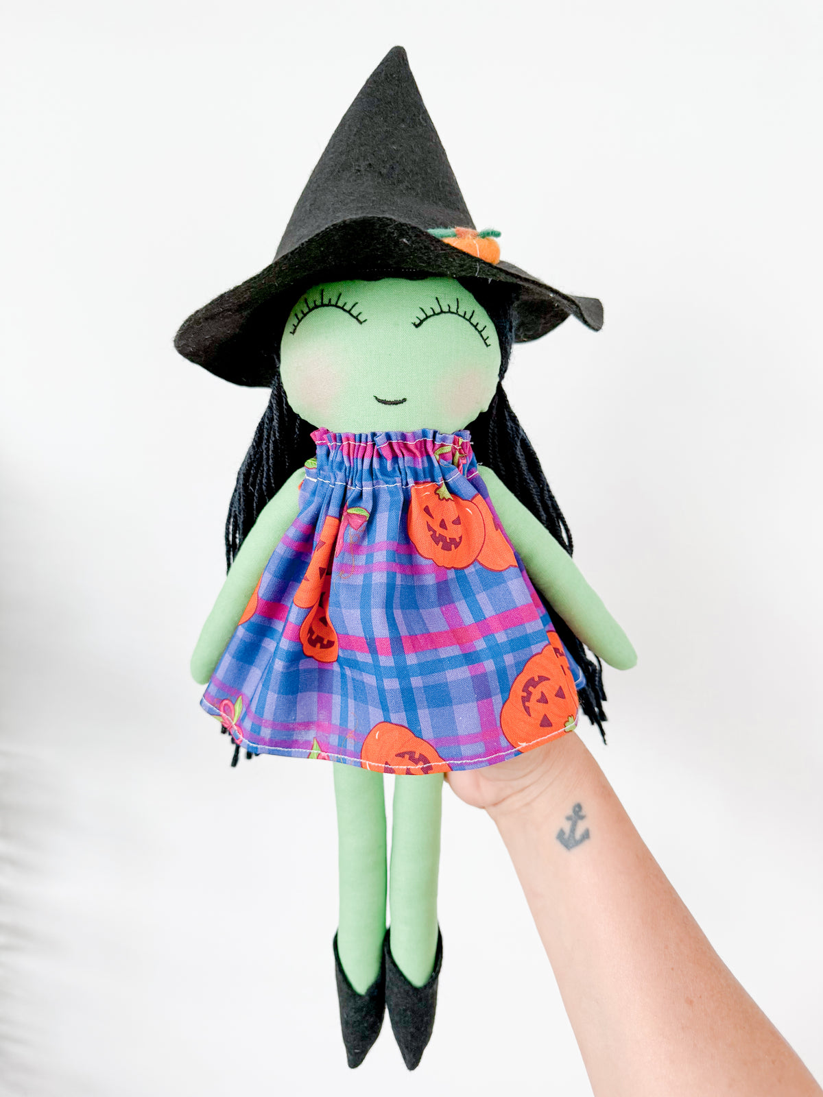 Witch Doll Black hair - Pumpkin