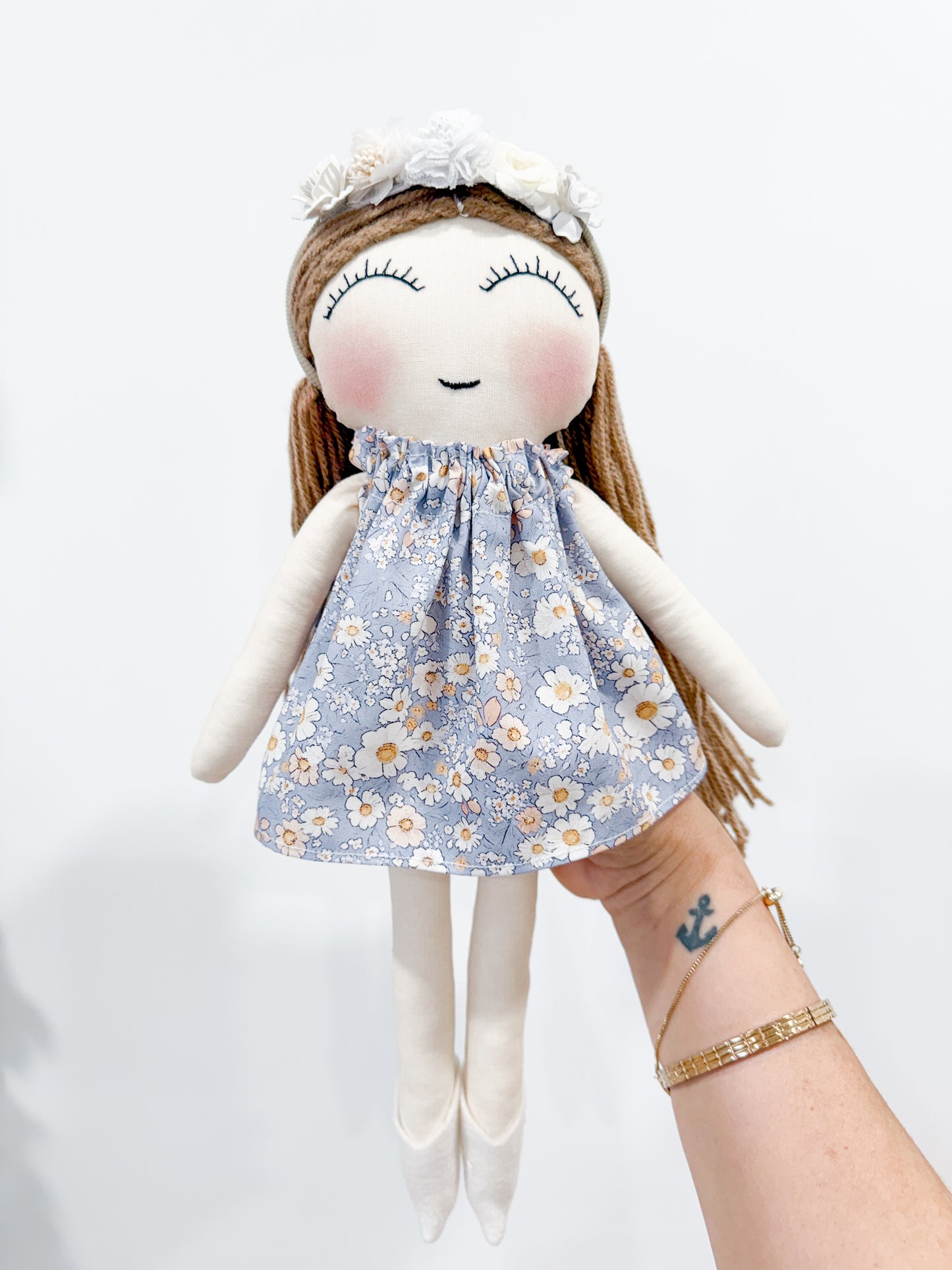 Match with Dolly