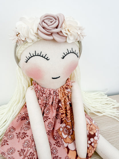 Match with Dolly