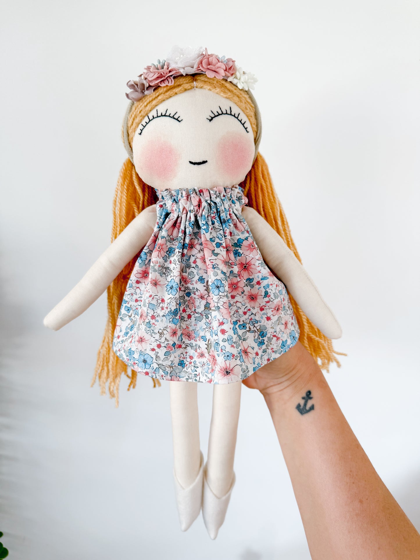 Match with Dolly