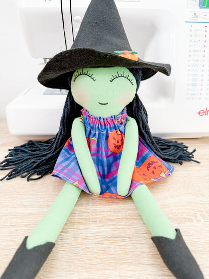 Witch Doll Black hair - Pumpkin