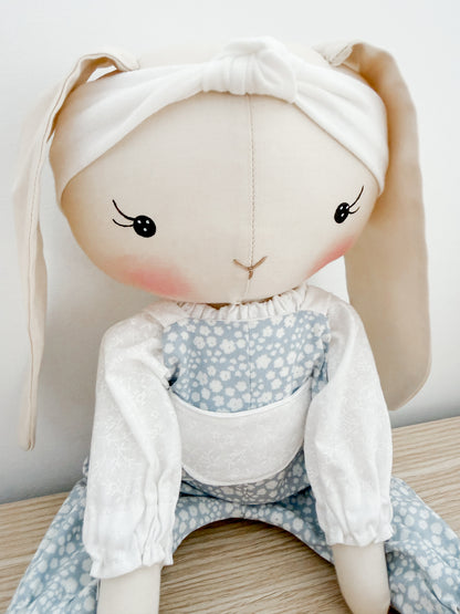 Lottie Belle