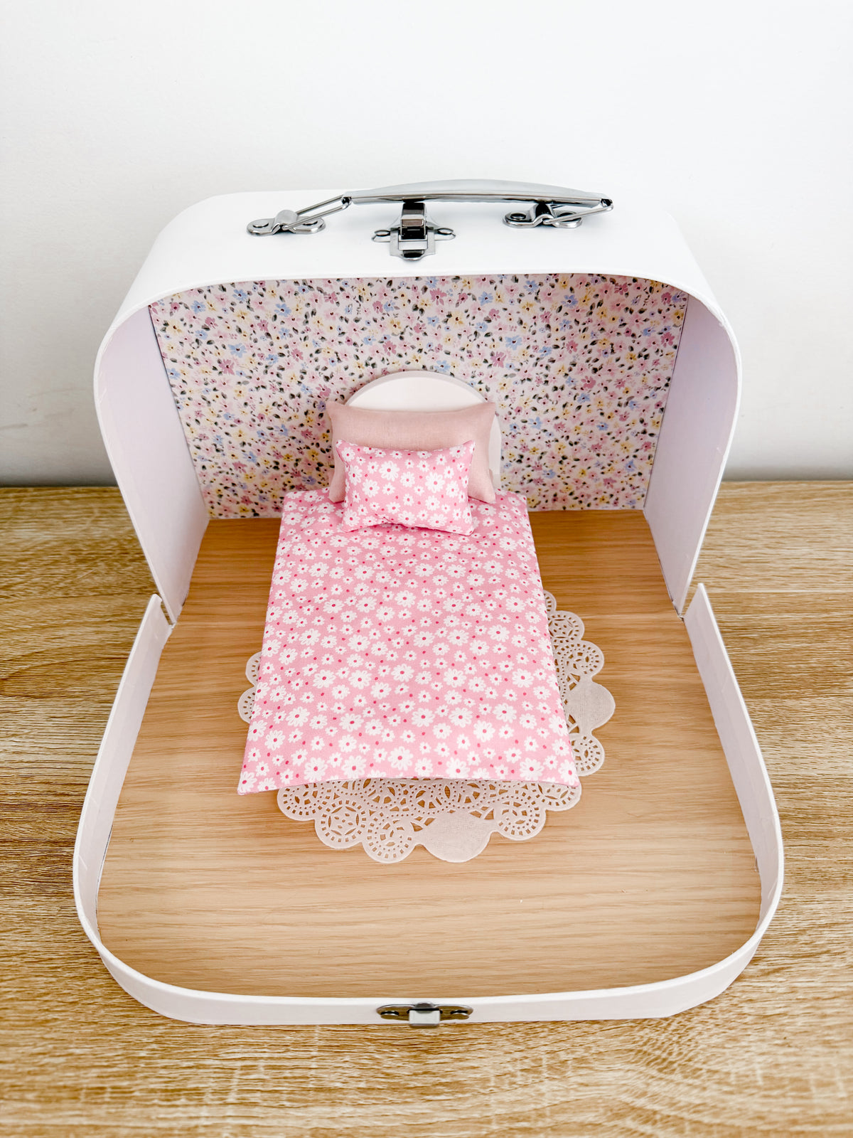 Medium Flower Cottage
