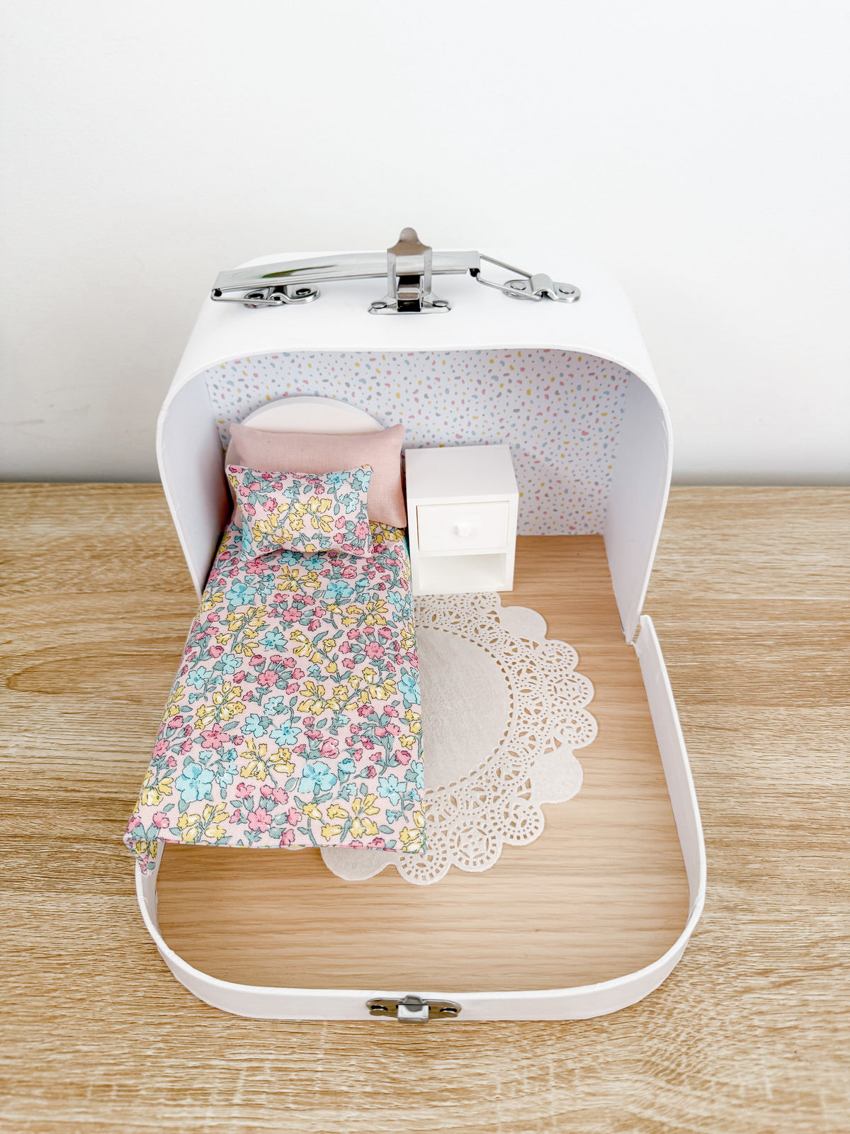 Small Speckle Cottage